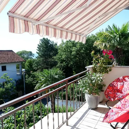 Marija Apartment Njivice